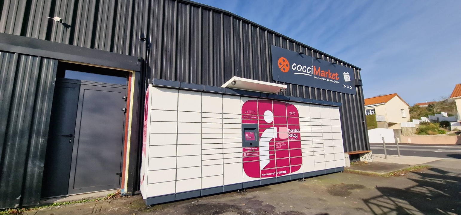 Locker 24/7 Parking Coccimarket la Seguiniere, 1 1 Rue de la Garenne, 49280 La Séguinière