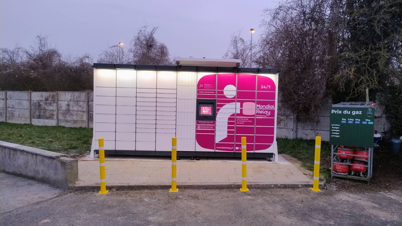 Locker 24/7 Carrefour Contact Gabriel 59700 Marcq-en-Barœul, 96 96 Allée Gabriel, 59700 Marcq-en-Baroeul