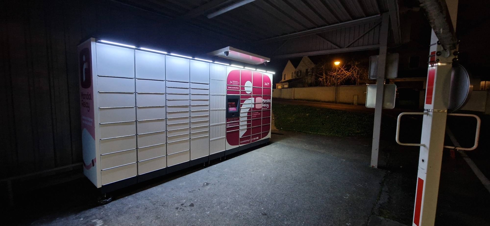 Locker 24/7 Carrefour Market 77124 Crégy-Lès-Meaux, 87 Rue Emile Zola, 77124 Crégy-lès-Meaux