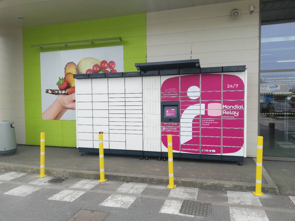 Locker 24/7 Carrefour Contact Saint Gilles, 31 31 Rue de Saint-Brieuc, 35590 Saint-Gilles