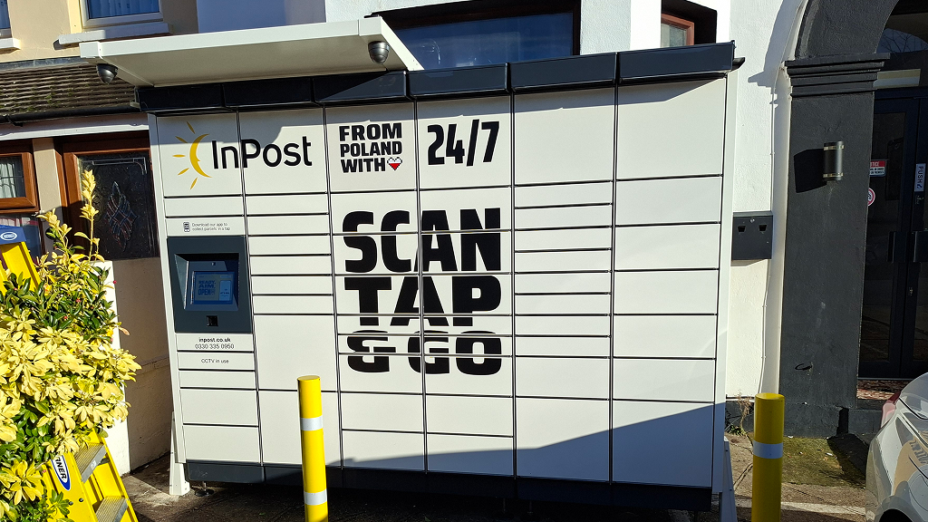 Zdjęcie paczkomatu od InPost: InPost UK00373692