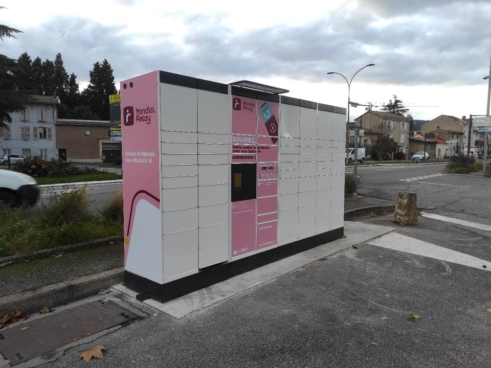 Locker 24/7 Total Energies, 6 6 bis Rue des Bessards, 26600 Tain-l'Hermitage