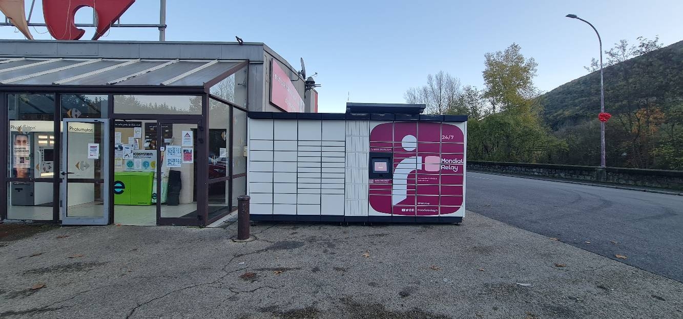 Locker 24/7 Carrefour Market Besseges, 21 Rue Albert Chambonnet, 30160 Bessèges