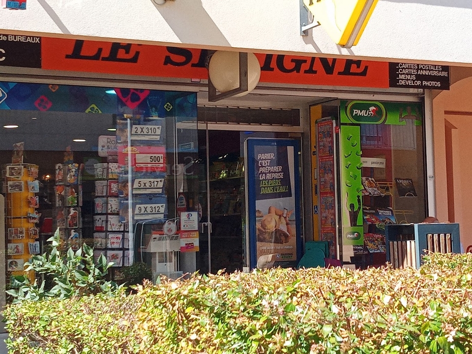 Le Sevigne Tabac Presse, 30 Rue Marcel Proust, 72100 Le Mans
