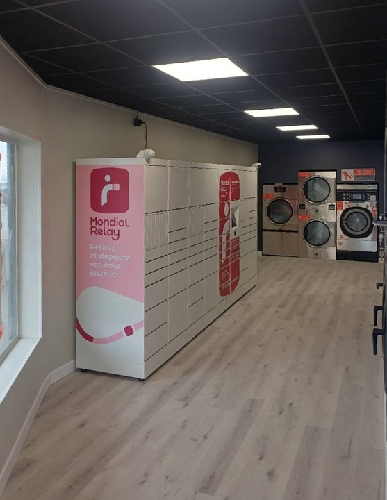 Locker SpeedQueen, 12 12 Rue des Forques CC Carrefour, 14760 Bretteville-sur-Odon