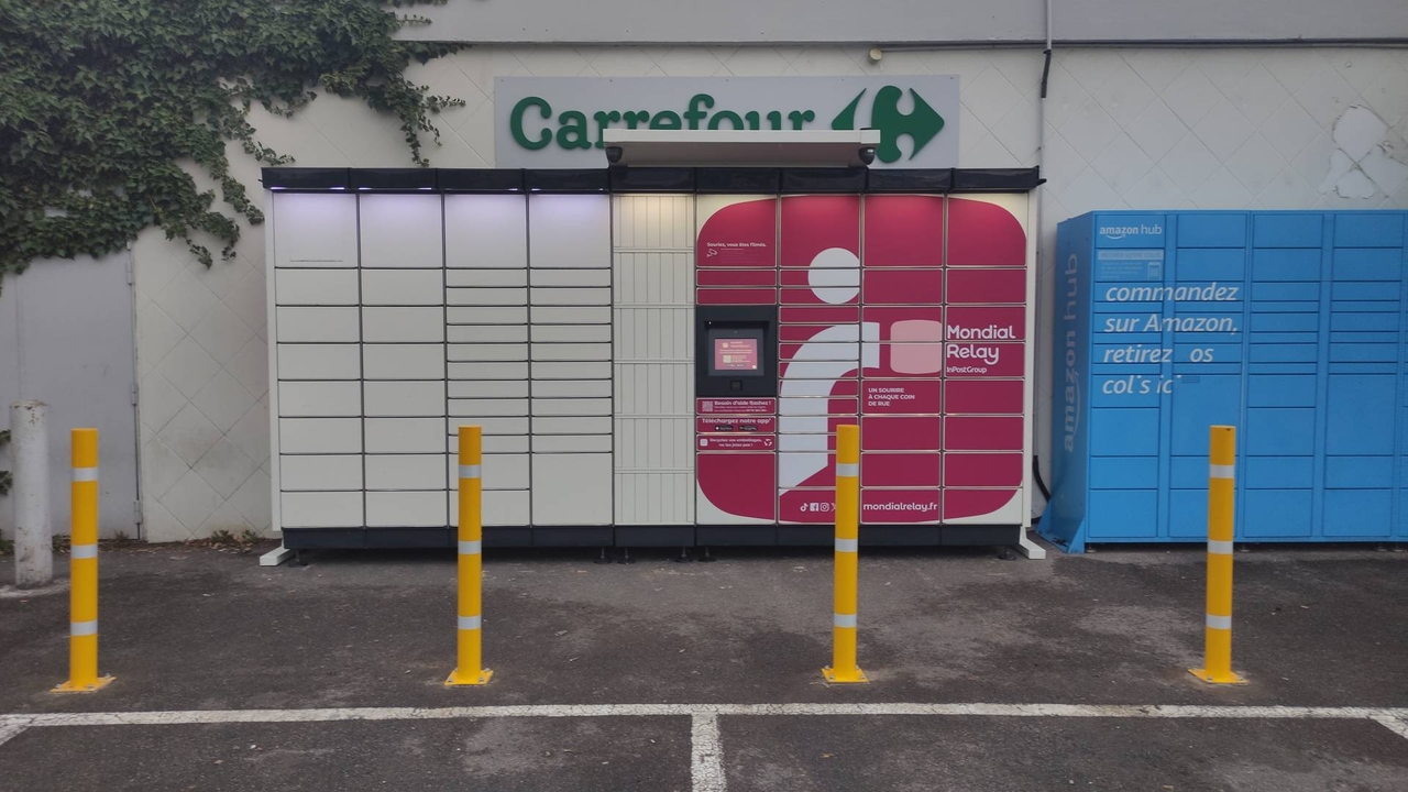 Locker 24/7 Carrefour City 91700 Ste Genevieve des Bois, 140 140 Route de Longpont, 91700 Sainte-Geneviève-des-Bois