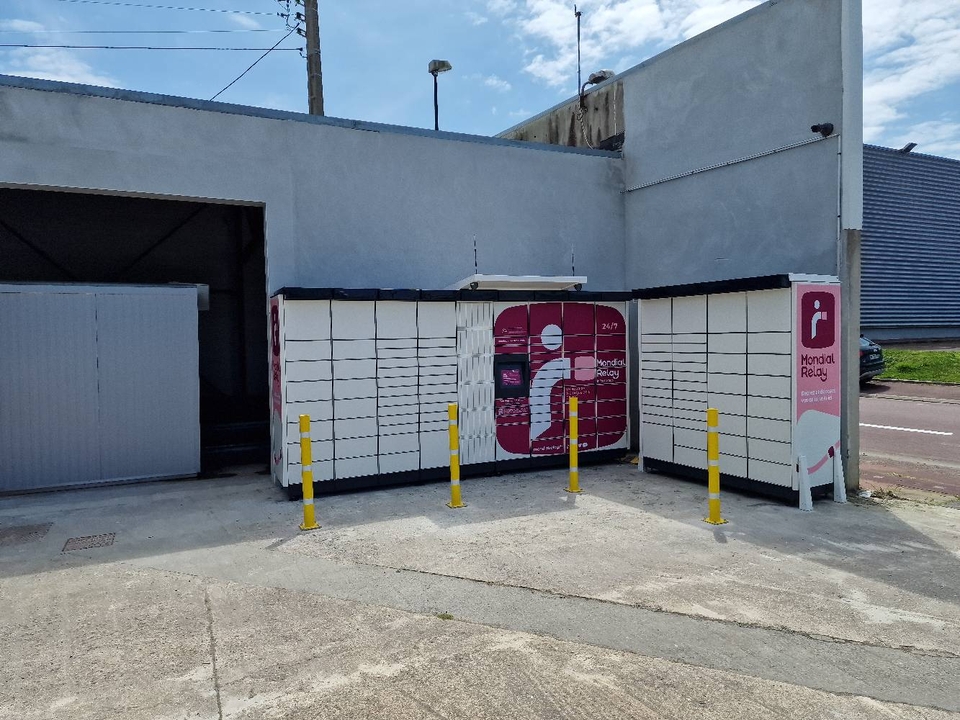 Locker 24/7 Station Service U Express 50230 Agon-Coutainville, 15 Boulevard Louis Lebel Jehenne, 50230 Agon-Coutainville