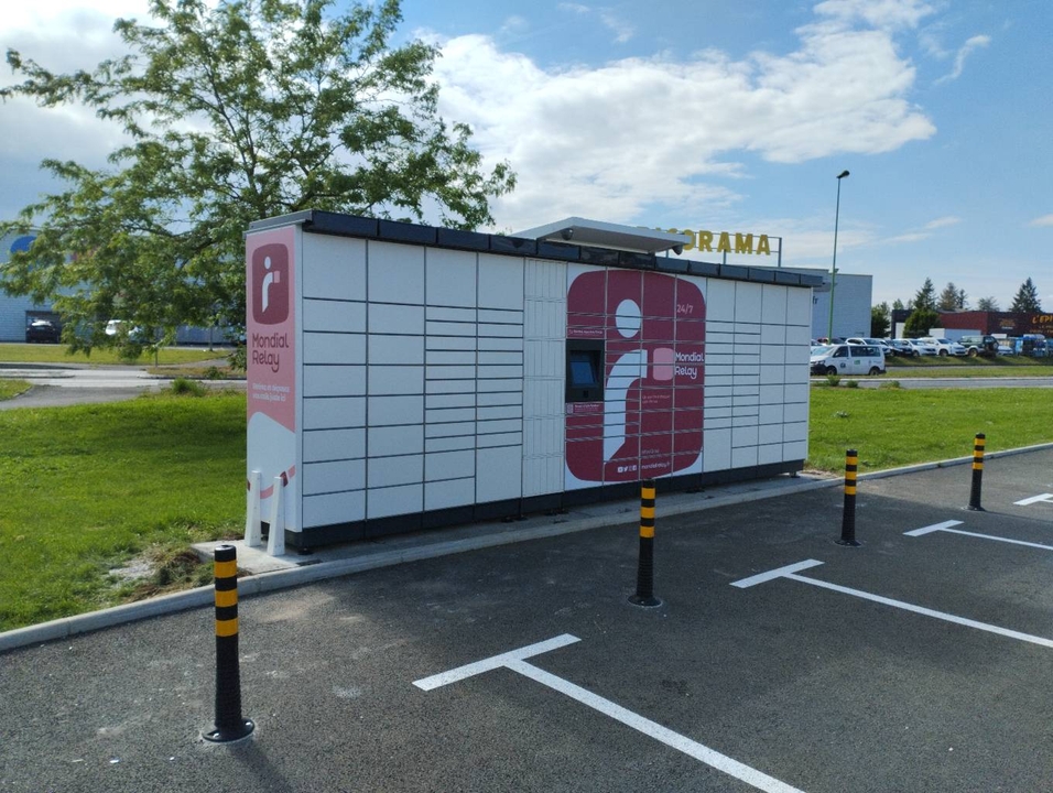 Locker 24/7 Agence Axa 12850 Onet le Chateau, 1 1 Rue de l'Astragale, 12850 Onet-le-Château