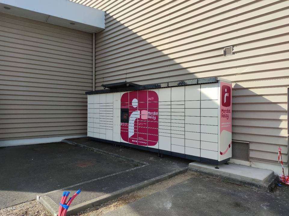 Locker 24/7 Intermarché Super, 54 54bis Rue de la Ferté Vidame, 28250 Senonches