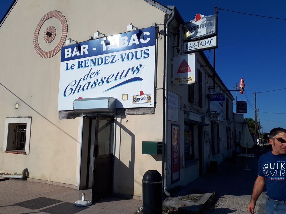 Au Rendez-Vous des Chasseurs, 1241 Route Nationale, 45140 Bucy Saint Liphard