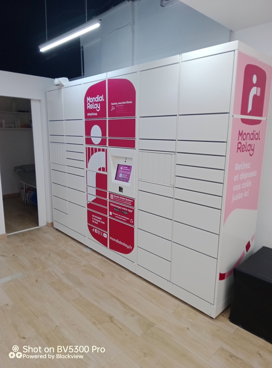 Locker Julia Lea Beauté, 15 5 Avenue du Mesnil, 94100 Saint-Maur-des-Fossés