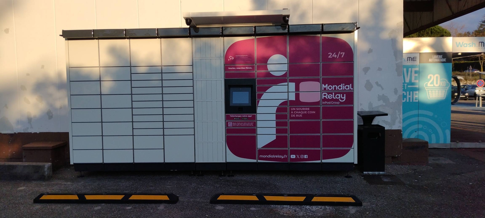 Locker 24/7 Intermarche Super 69110 Ste Foy les Lyon, 28 28 Avenue Maurice Jarrosson, 69110 Sainte-Foy-lès-Lyon
