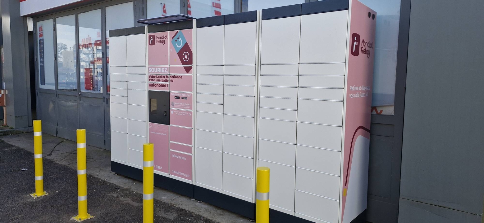 Locker 24/7 Station AVIA, 24 24 Avenue Turenne, 52200 Langres