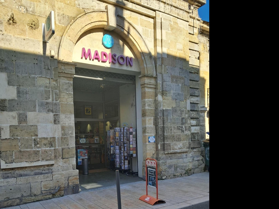 Librairie Madison, 11 Rue Michel Montaigne, 33500 Libourne