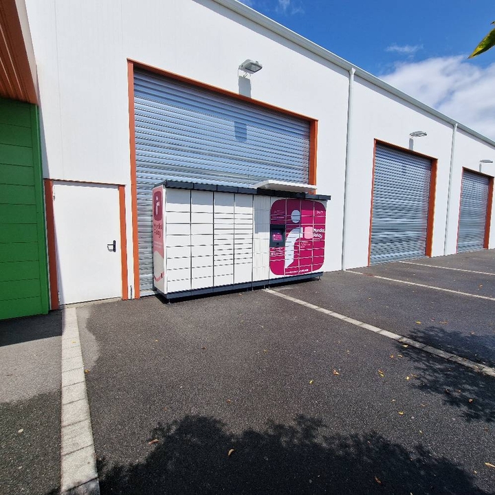 Locker Soccer Lescar, 10 10 Chemin des 3 Ponts, 64230 Lescar