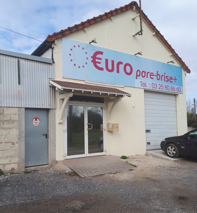 Euro Pare Brise +, 66 Avenue Chomedey de Maisonneuve, 10000 Troyes
