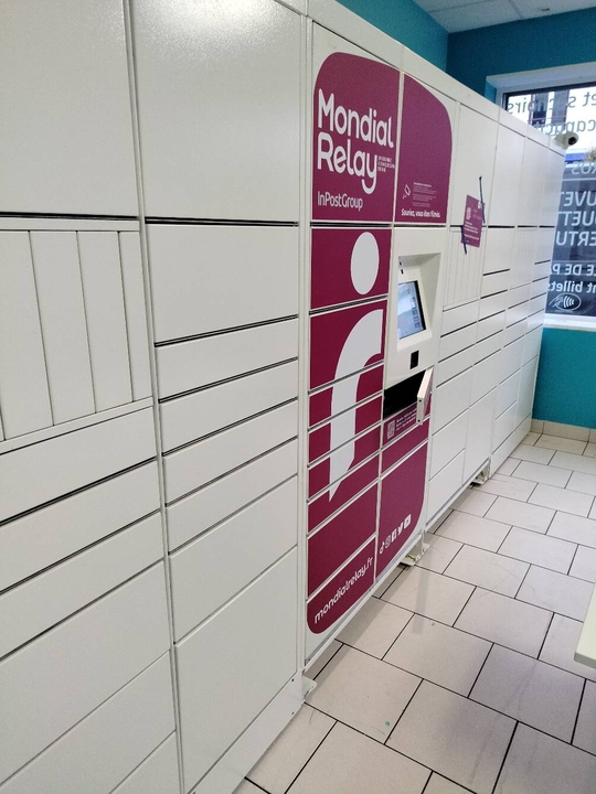 Locker Laverie by JNC St Pierre 27000 Évreux, 10 10 Rue Saint-Pierre, 27000 Évreux