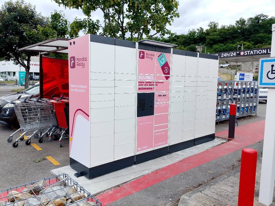Locker 24/7 Carrefour Market, Rue Jean Baptiste Berlier, 42800 Rive-de-Gier