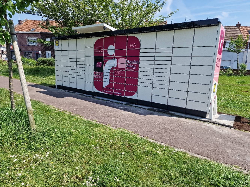 Locker 24/7 Lidl Forrest 59200 Tourcoing, 14 Chaussée Fernand Forest, 59200 Tourcoing