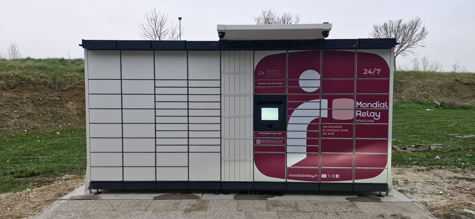Locker 24/7 E.leclerc Drive Tavers, 152 30 Chemin de Marpalu, 45190 Tavers