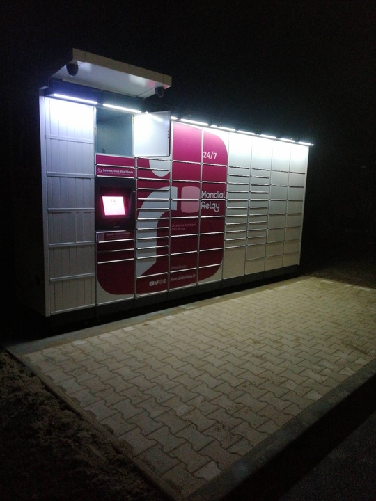 Locker 24/7 Lavage Nickel Chro, 555 555 Rue de Bourgogne, 71570 Chaintré