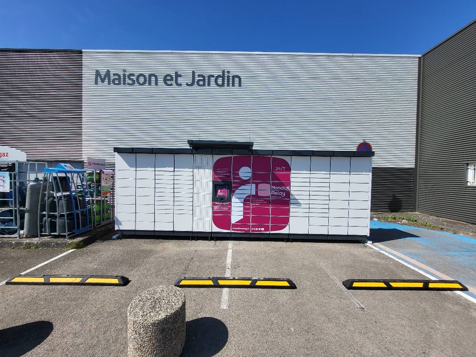 Locker 24/7 Mr Bricolage Migennes, 2 4 Rue Georges Brassens, 89400 Migennes