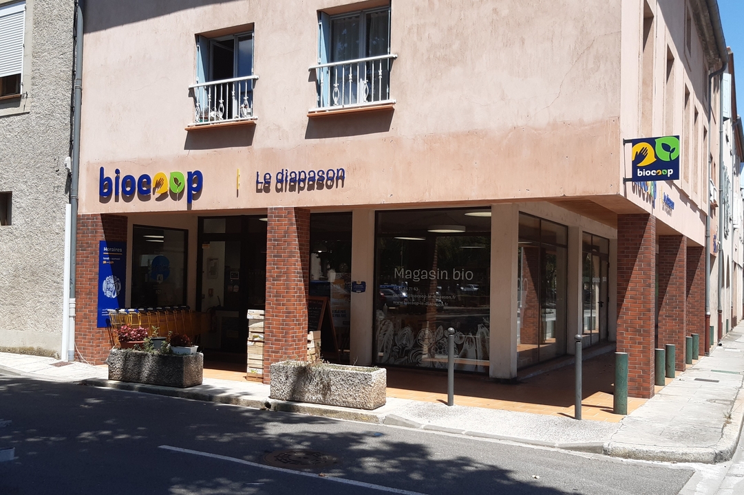 Biocoop le Diapason, 5 Place Henri Laurent, 31250 Revel