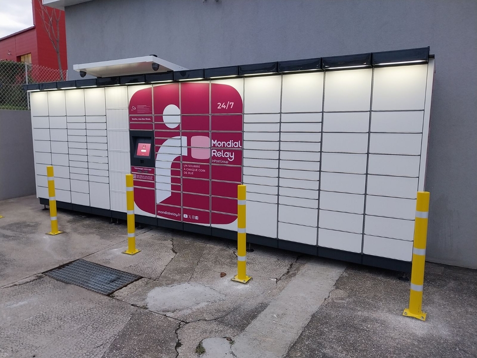Locker 24/7 Station Avia 07430 Davezieux, Rue de la Lombardière, 07430 Davézieux