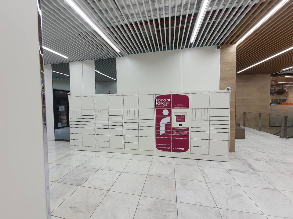 Locker CC Olympie 06600 Antibes, 2111 2111 Route de Grasse, 06600 Antibes