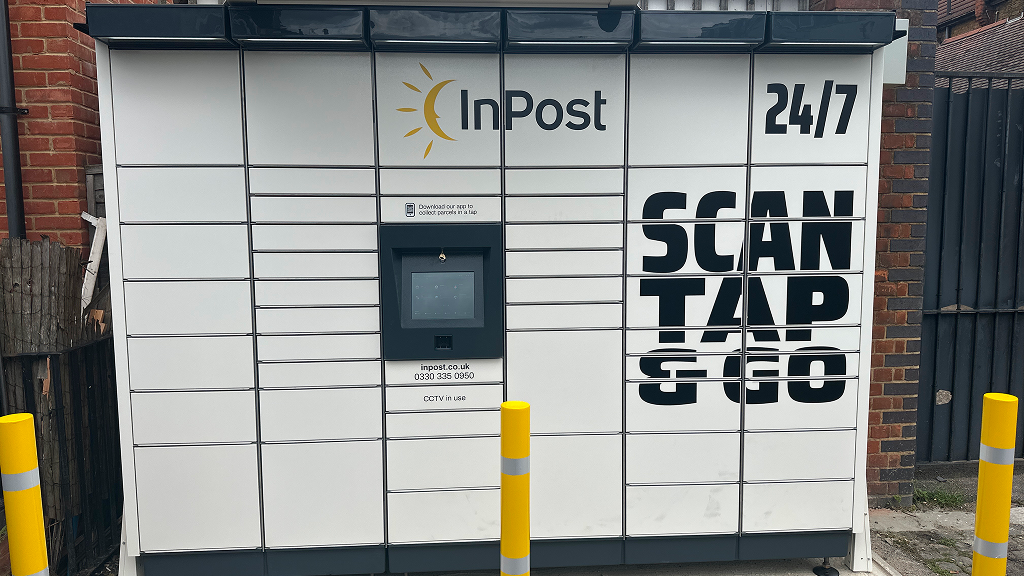 InPost's photo of the locker: InPost UK00427237