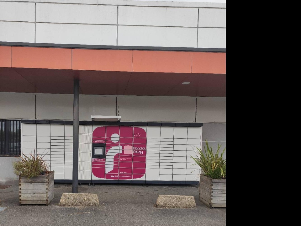 Locker 24/7 Super U Pont Scorf, 16 Rue du Général de Gaulle, 56620 Pont-Scorff