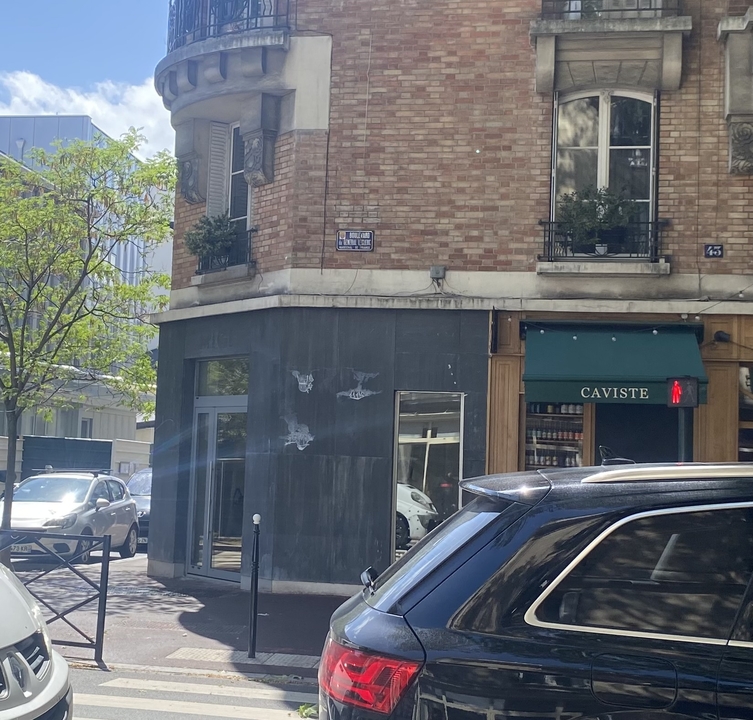 Easy Services, 43 Boulevard du Général Leclerc, 92110 Clichy