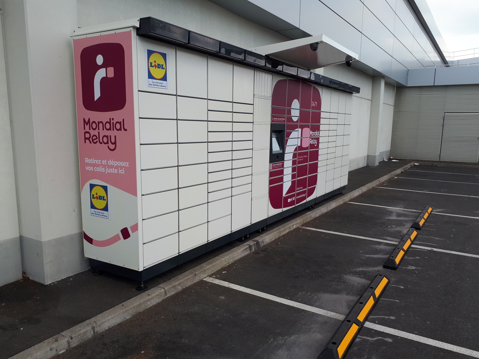 Locker 24/7 Lidl Douai, 1090 1090 Boulevard de la République, 59500 Douai