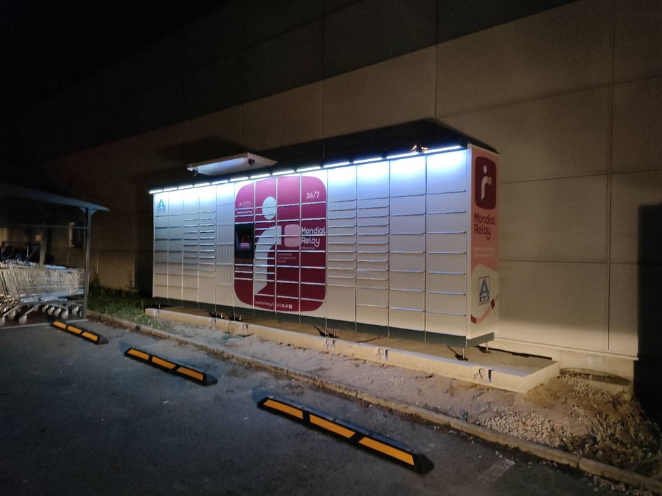 Locker 24/7 Aldi Riom, 93 93 93 Avenue de Châtel Guyon, 63200 Riom