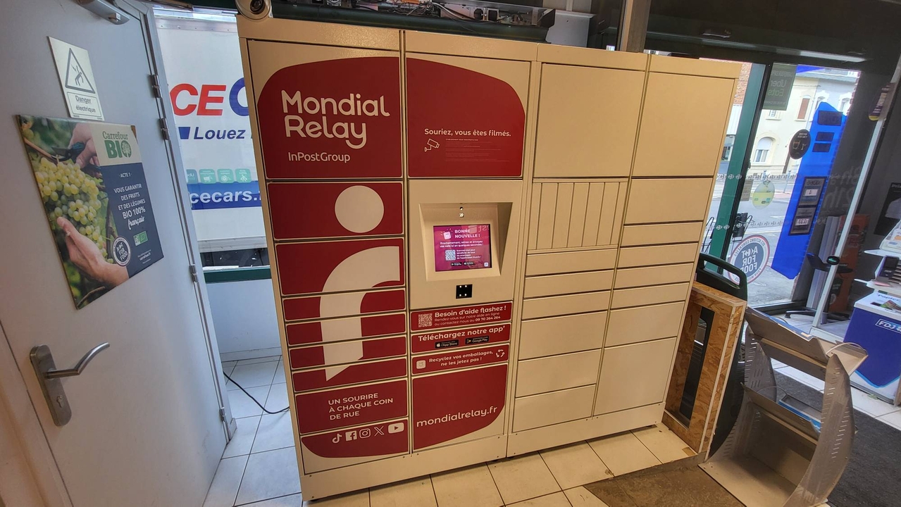 Locker Carrefour Express rue de Cambrai 62000 Arras, 38 40 Rue de Cambrai, 62000 Arras