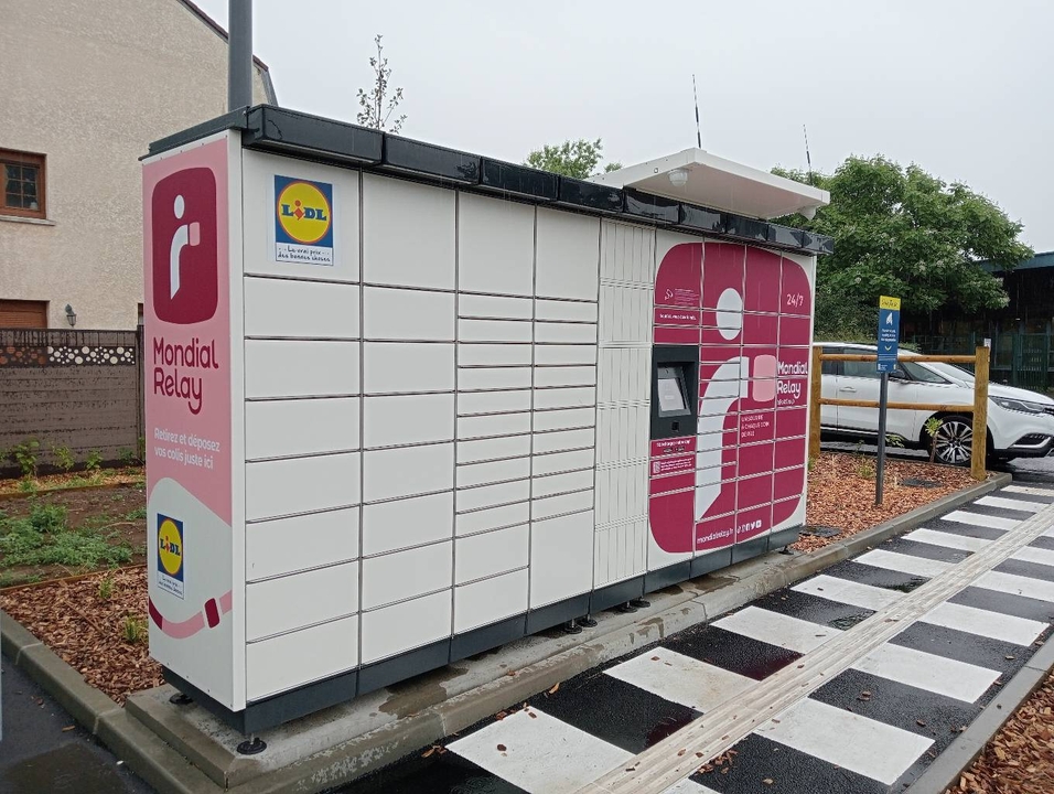 Locker 24/7 Lidl Av Desandroui, 239 Avenue Desandrouin 59300 Valenciennes, 59300 Valenciennes