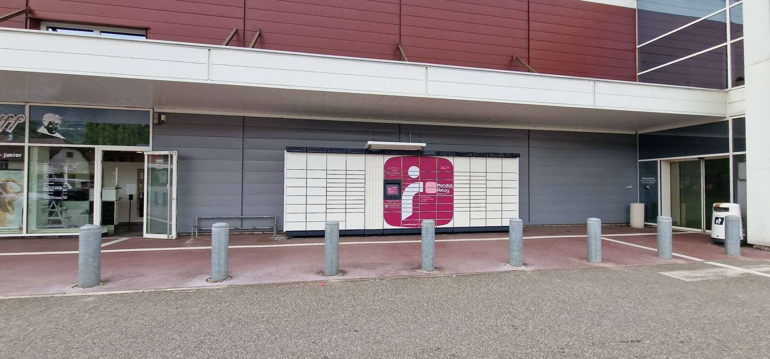 Locker 24/7 Intermarché 25150 Pont-de-Roide-Vermondans, 26 26 Rue des Bouleaux, 25150 Pont-de-Roide