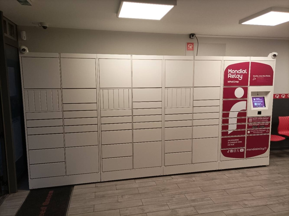 Locker Laverie Speed Queen ST PIERRE DES CORPS, 23 23-25 Avenue de la République, 37700 Saint-Pierre-des-Corps