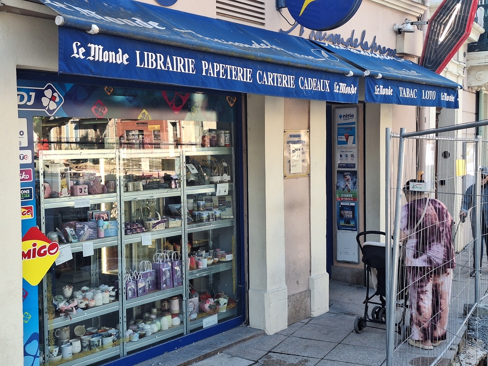 Maison de la Presse, 1 Bis Place de la Liberté, 83340 Le Luc