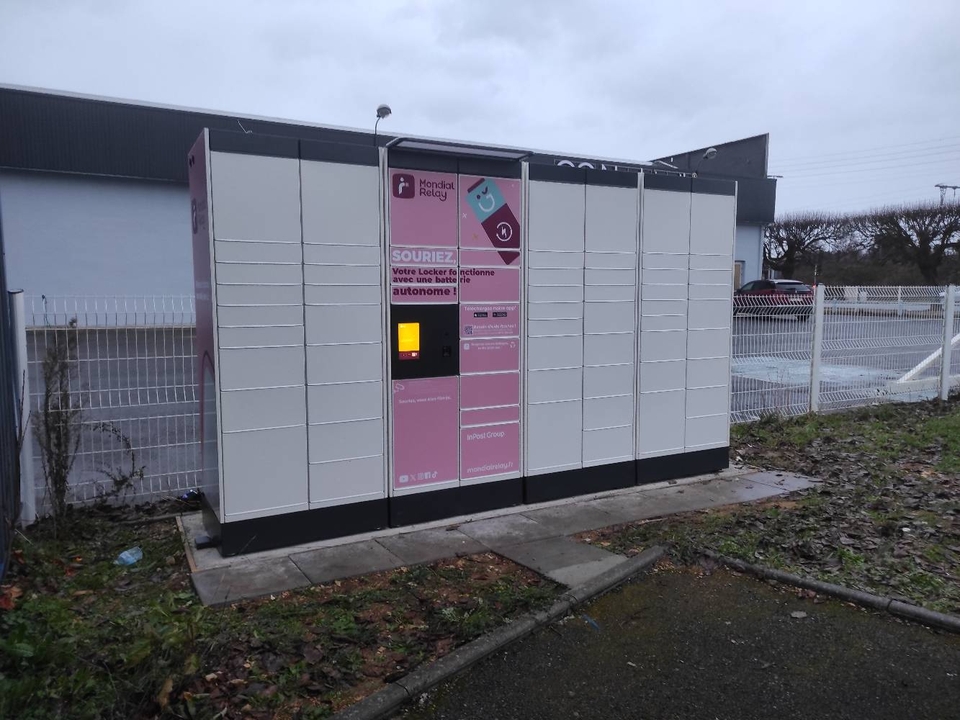 Locker 24/7 Defiland Bourges, 201 201 Route de la Charité, 18000 Bourges