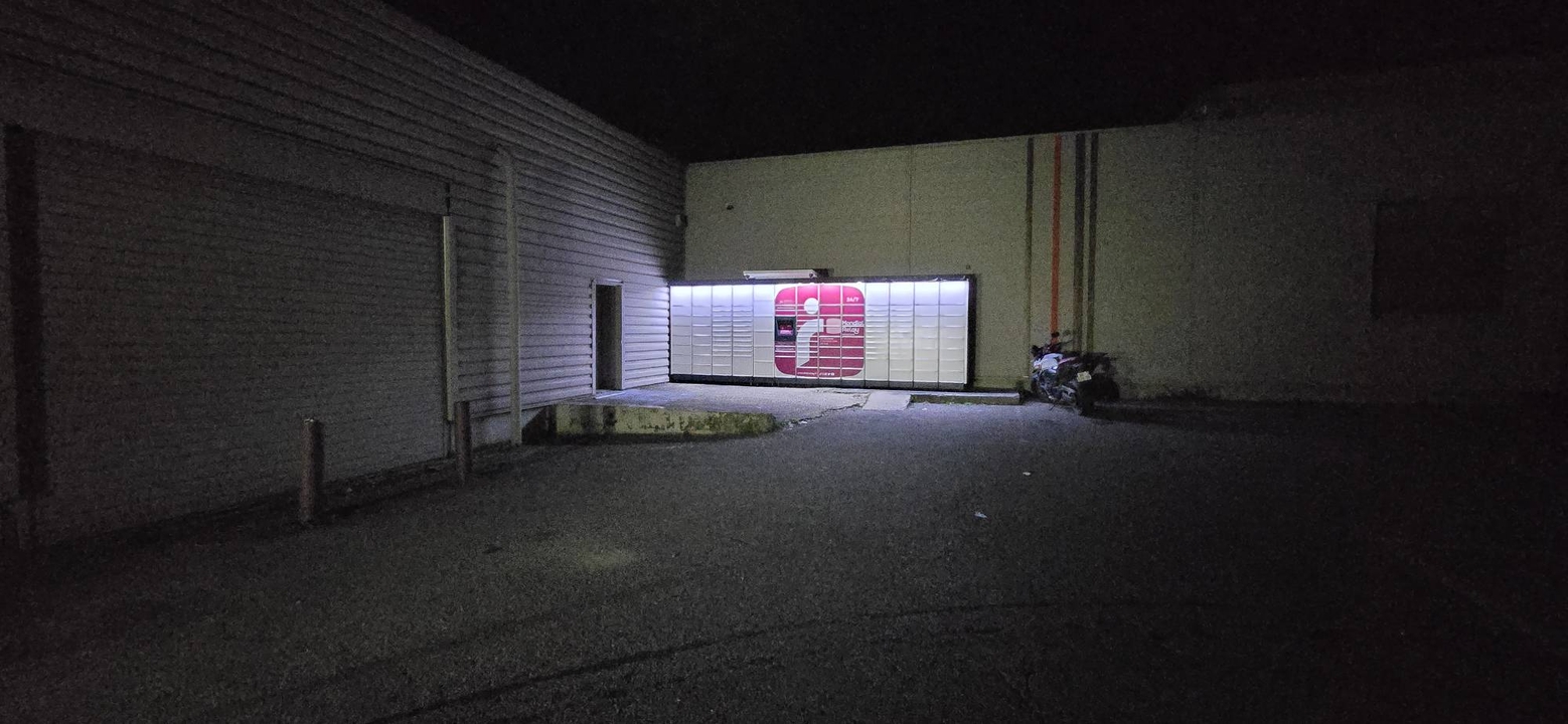 Locker 24/7 Carrefour Market Bonneville Annemasse, 90 90 Route de Bonneville, 74100 Annemasse