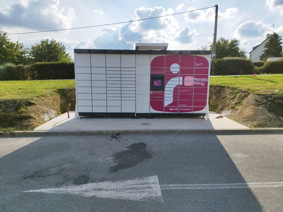 Locker 24/7 Station Cash Lavag, 2 Rue du Chemin Vert, 22150 Plouguenast-Langast