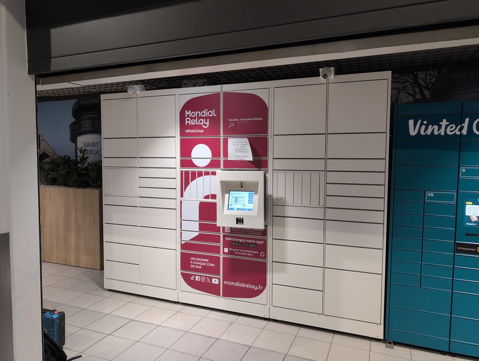 Locker U Express 22000 Saint-Brieuc, 8 8 Rue Saint-Benoît, 22000 Saint-Brieuc