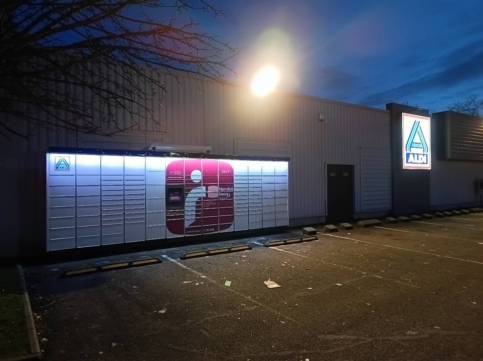 Locker 24/7 Aldi Croix Blanche Angers, 8 Bis 8bis Rue de la Croix Blanche, 49000 Angers