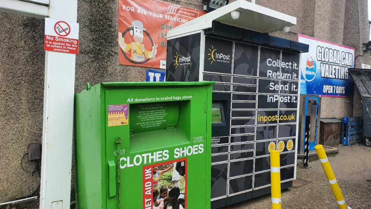 InPost's photo of the locker: InPost UKLON00125