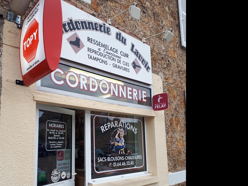 Cordonnerie du Lavoir, 10 Avenue du Général Leclerc, 91190 Gif-sur-Yvette