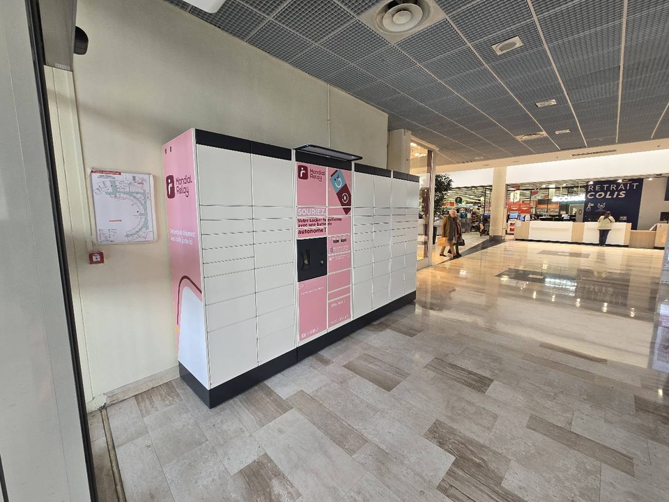 Locker Klépierre, 2 203 Rue de l'Île Potel, 76410 Tourville-la-Rivière