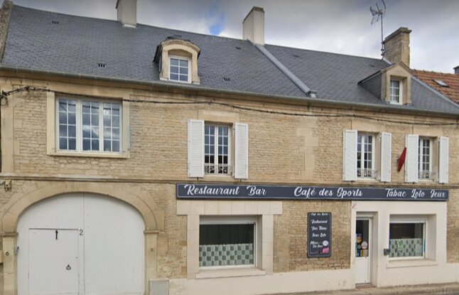 Cafe des Sports, 2 Rue de Caen, 14440 Cresserons