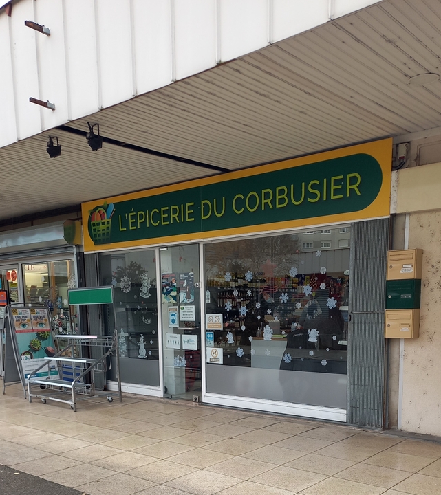 Magasin le Cabanon Epicerie Corbusier, 12 Avenue le Corbusier, 51470 Saint-Memmie