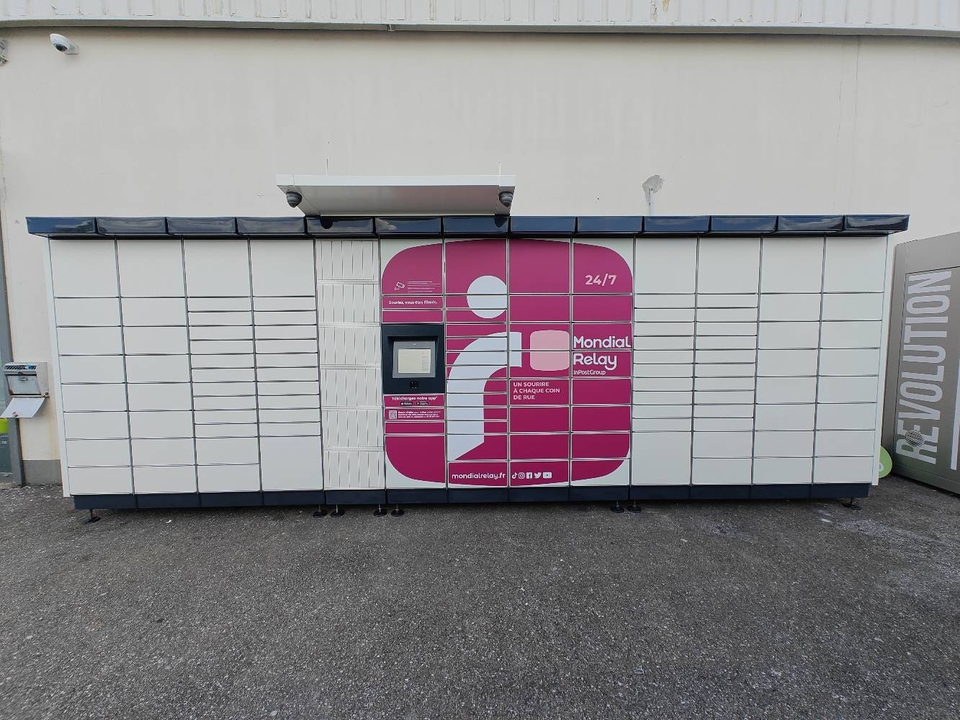Locker 24/7 Carrefour Contact 54360 Blainville-sur-l'Eau, 25 25 Avenue Pierre Semard, 54360 Blainville-sur-l'Eau